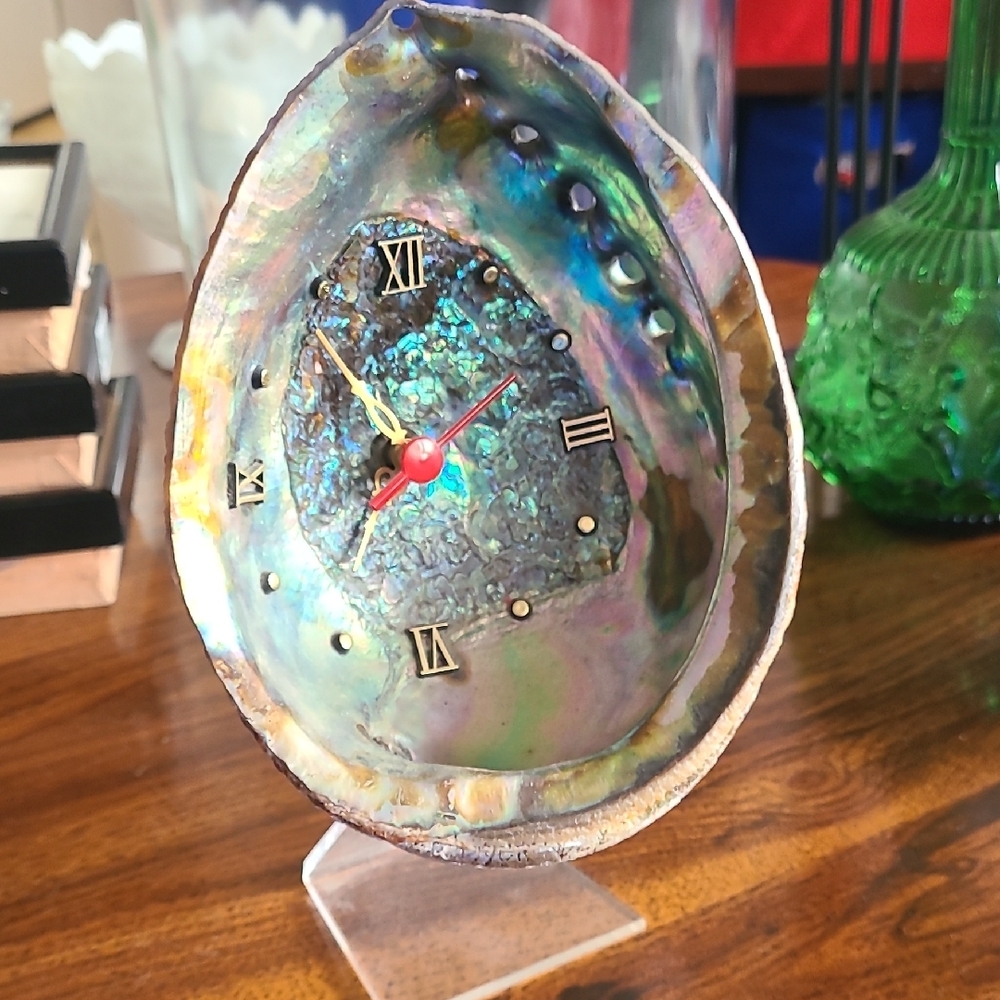 Vintage Abalone Shell Clock Rare Mermaid Ocean Sea One of a Kind Handcrafted